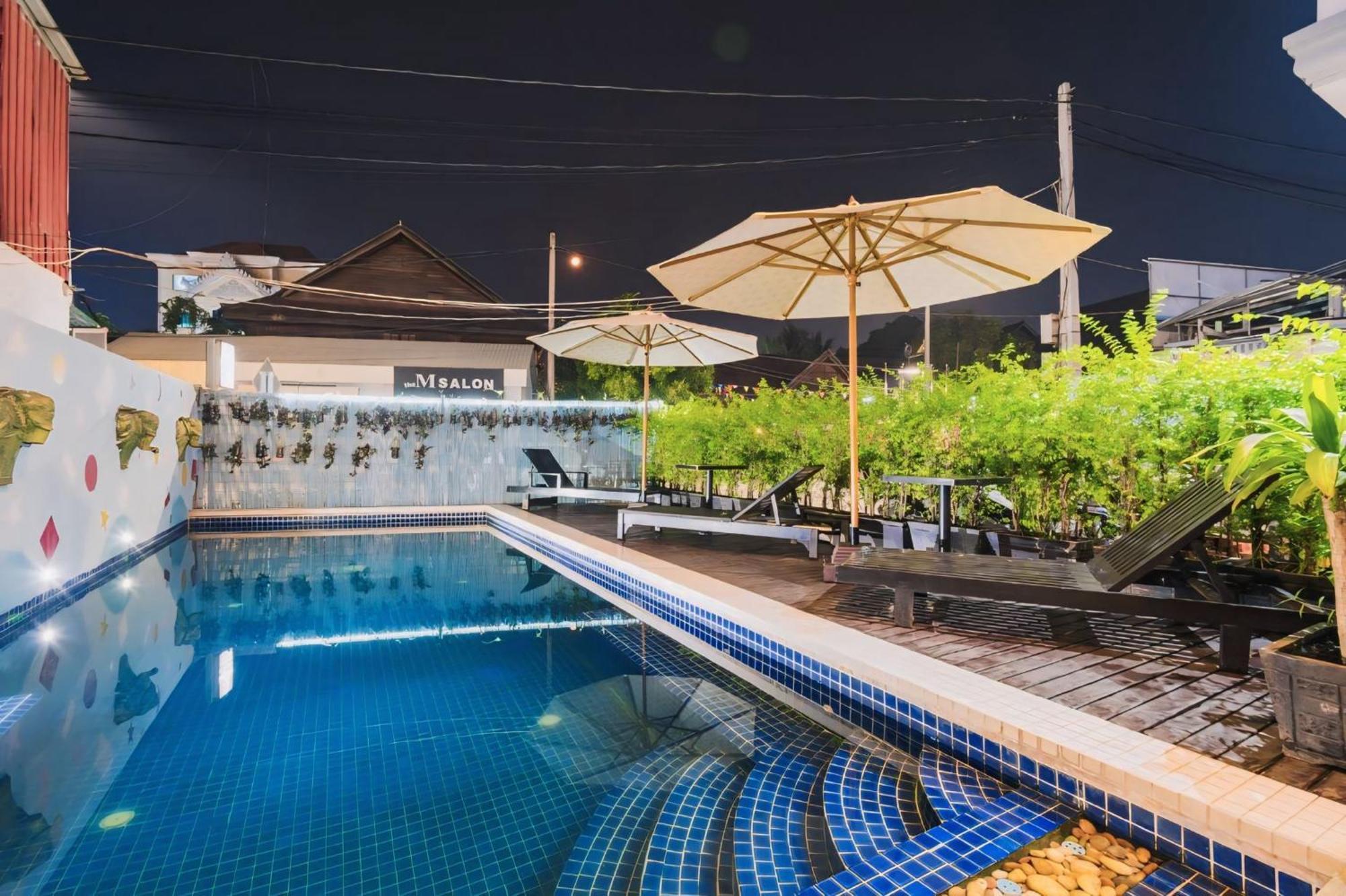Vplus Hotel Siem Reap Zewnętrze zdjęcie