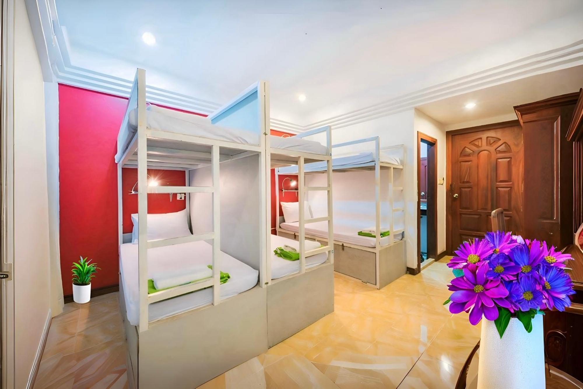 Vplus Hotel Siem Reap Zewnętrze zdjęcie