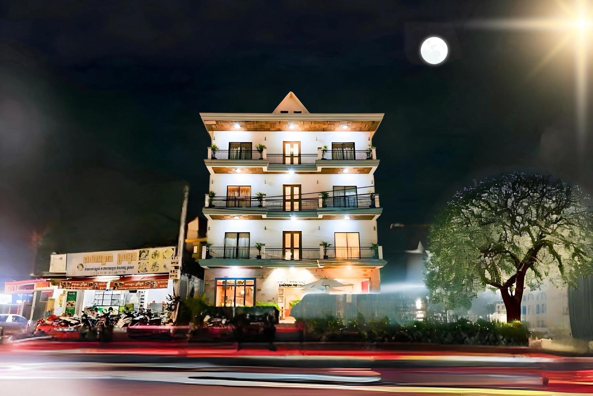 Vplus Hotel Siem Reap Zewnętrze zdjęcie