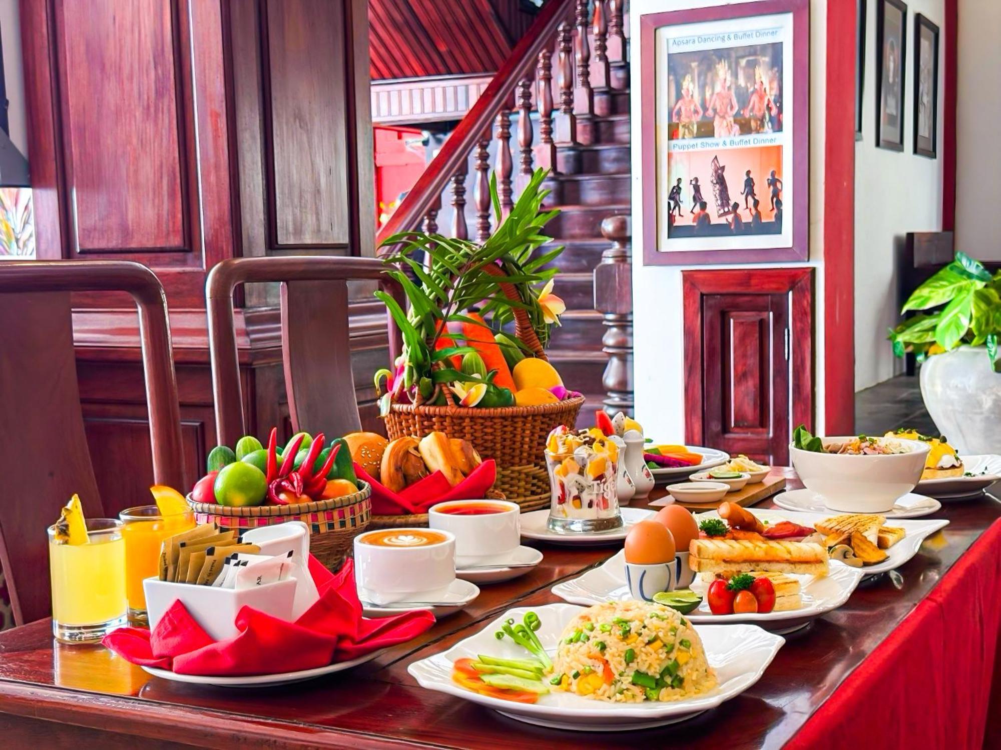 Vplus Hotel Siem Reap Zewnętrze zdjęcie