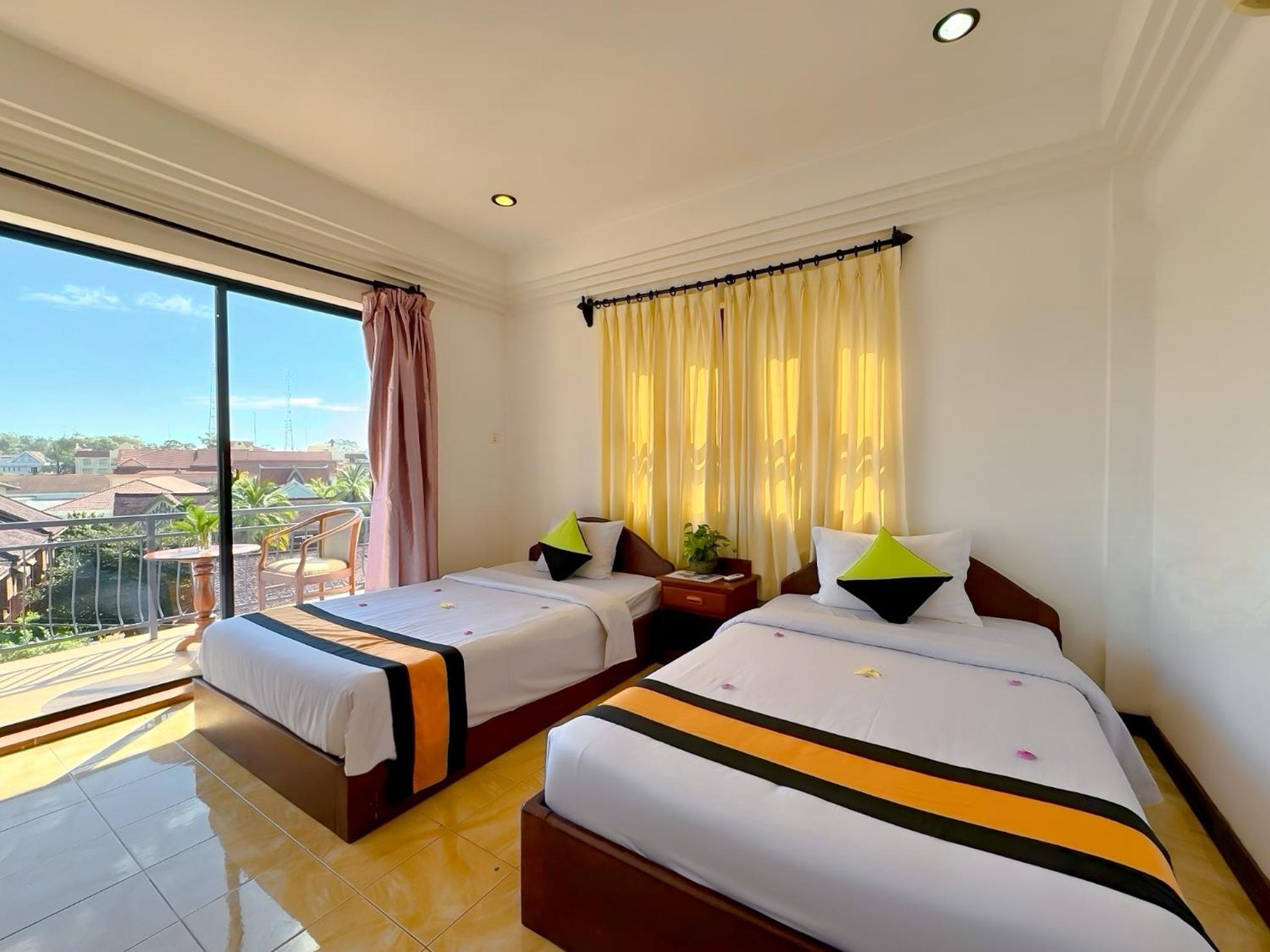 Vplus Hotel Siem Reap Zewnętrze zdjęcie