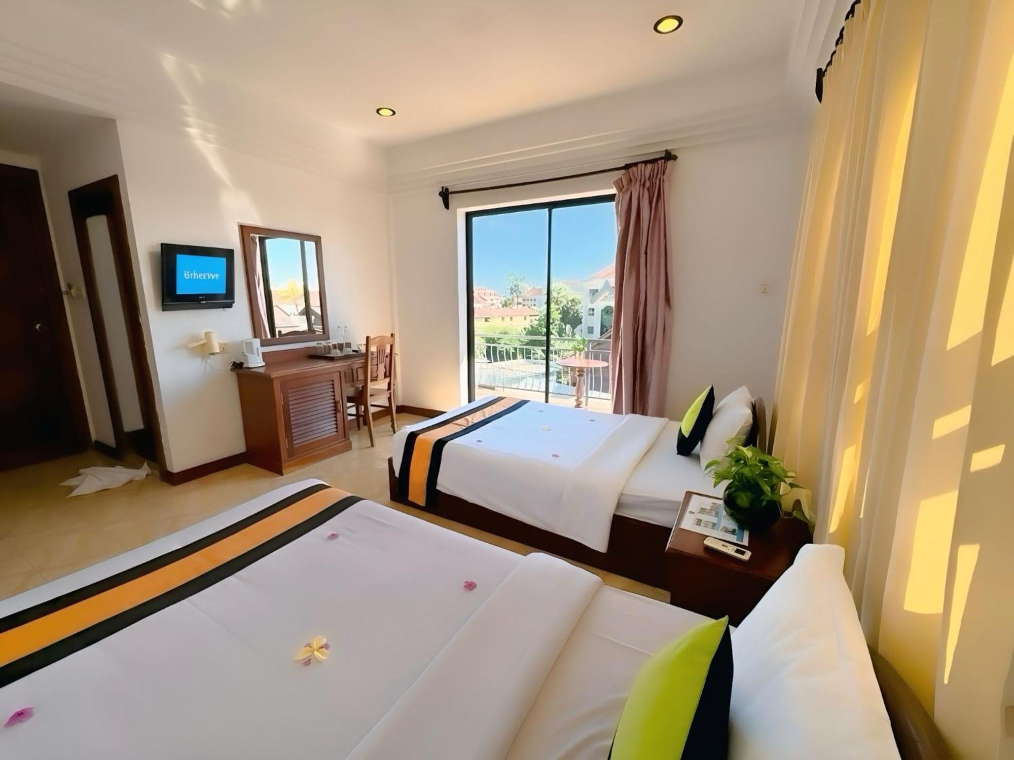 Vplus Hotel Siem Reap Zewnętrze zdjęcie