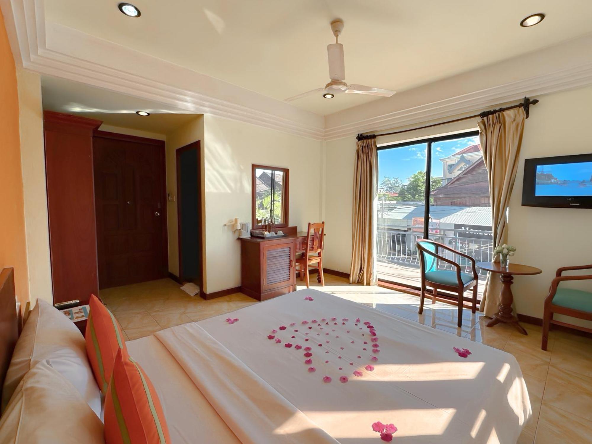 Vplus Hotel Siem Reap Zewnętrze zdjęcie