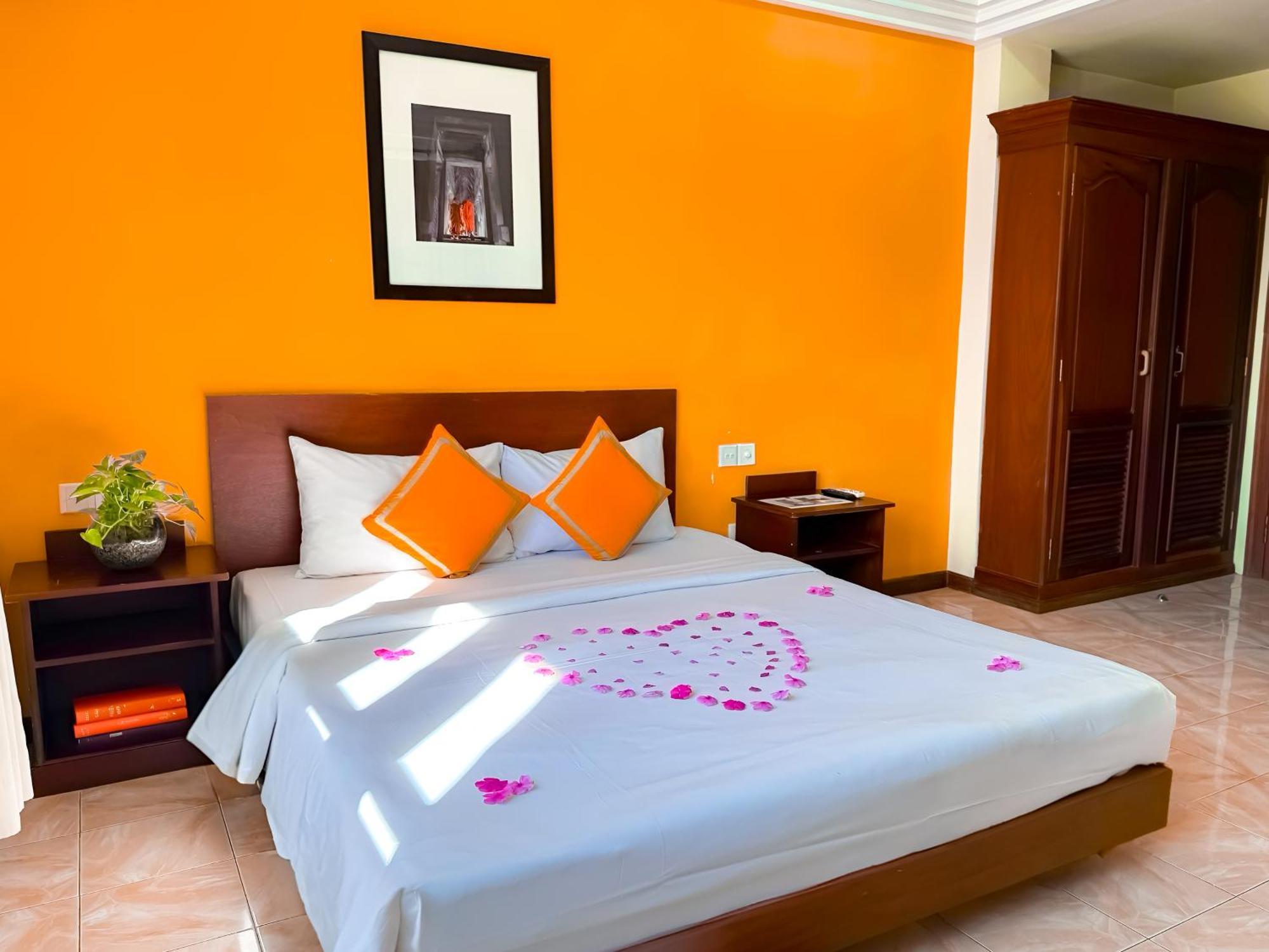 Vplus Hotel Siem Reap Zewnętrze zdjęcie